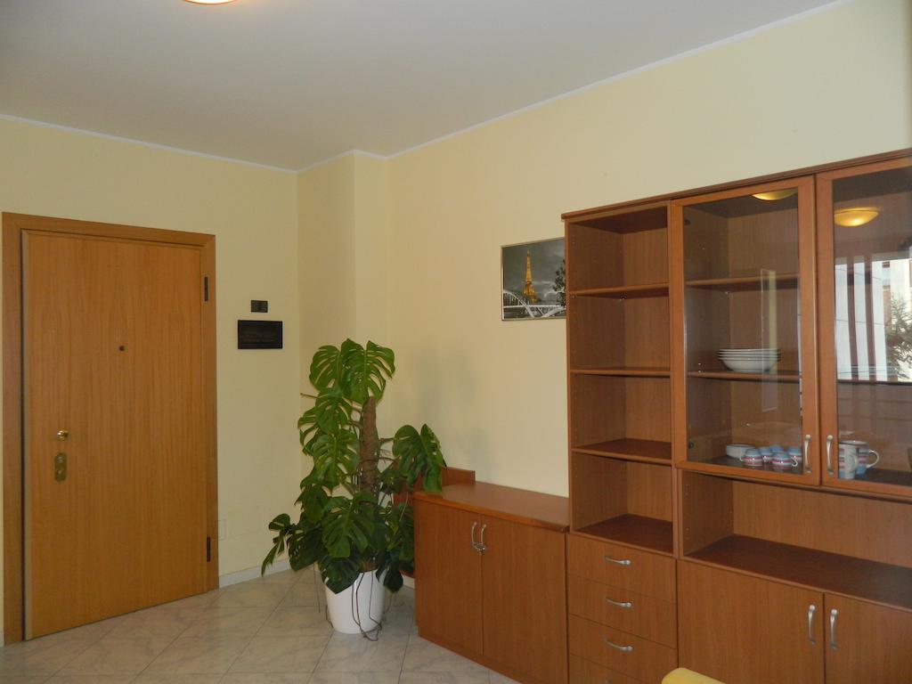 Bergamo Giotto Airport Hotel Room photo