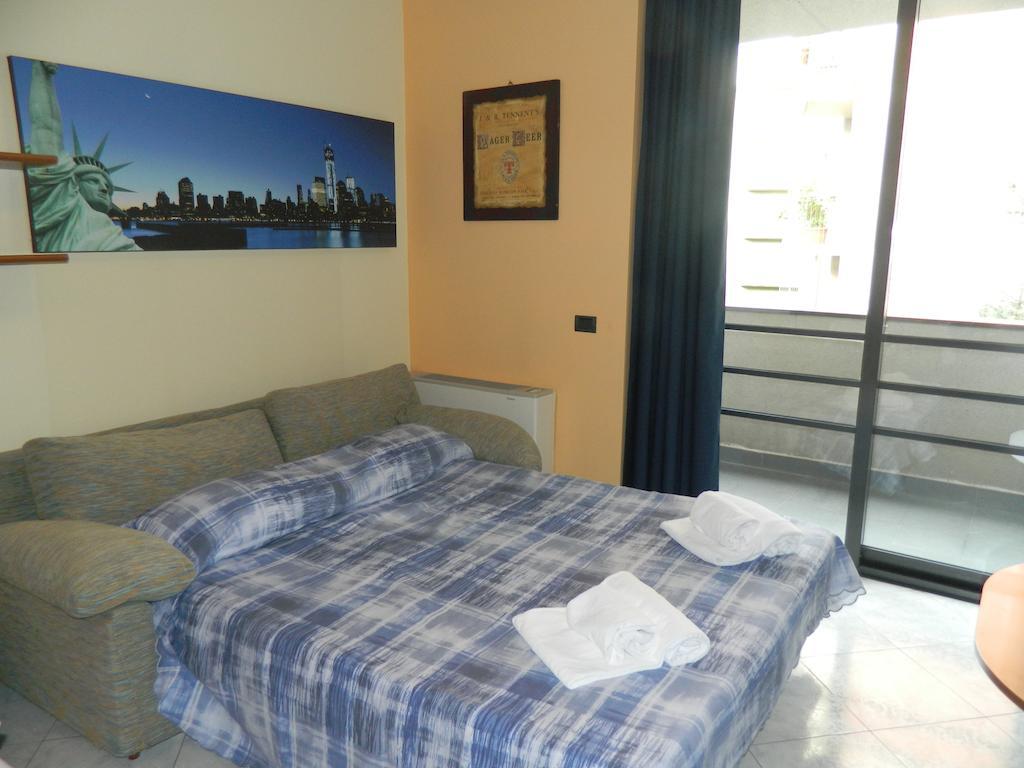 Bergamo Giotto Airport Hotel Room photo